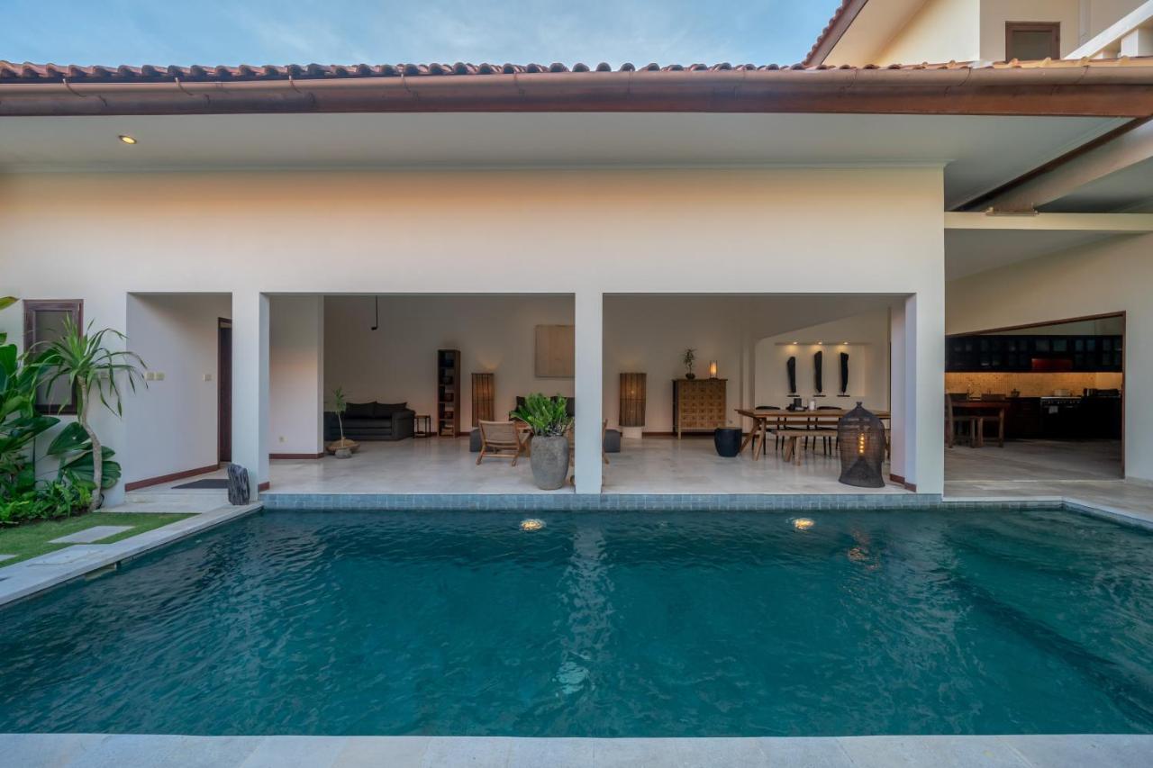 Amandaru Villa By Rpm เลอกีอัน ภายนอก รูปภาพ